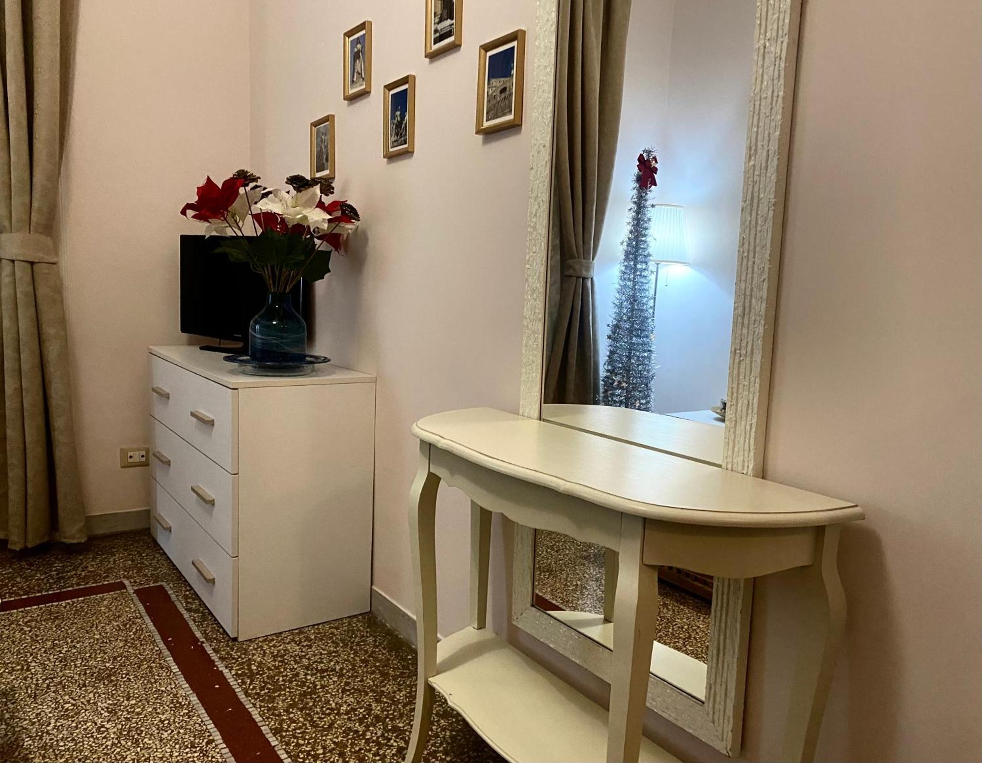 Emi House San Giovanni , Intero - 80 Mq Rom